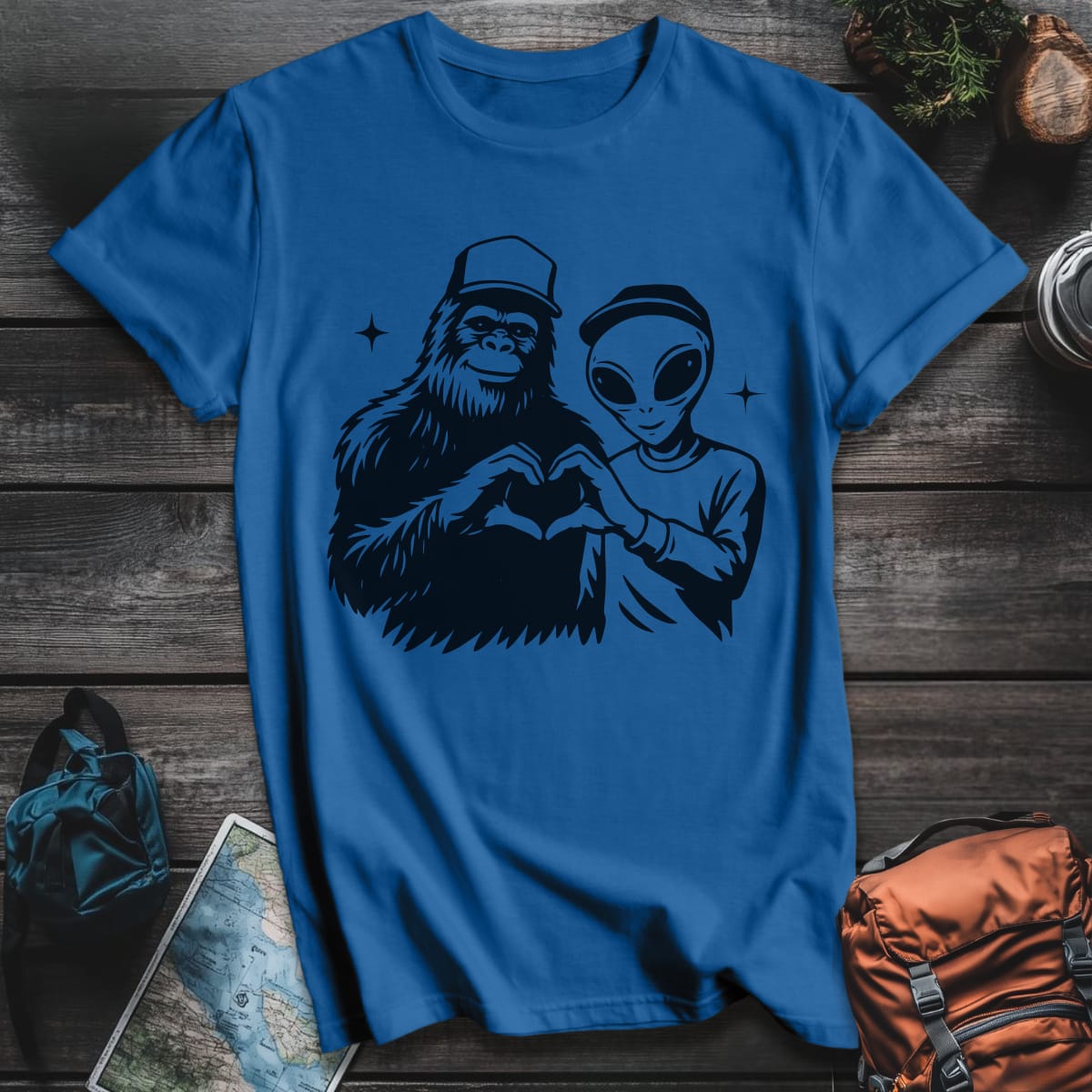 Bigfoot and Alien T-Shirt - Royal variant